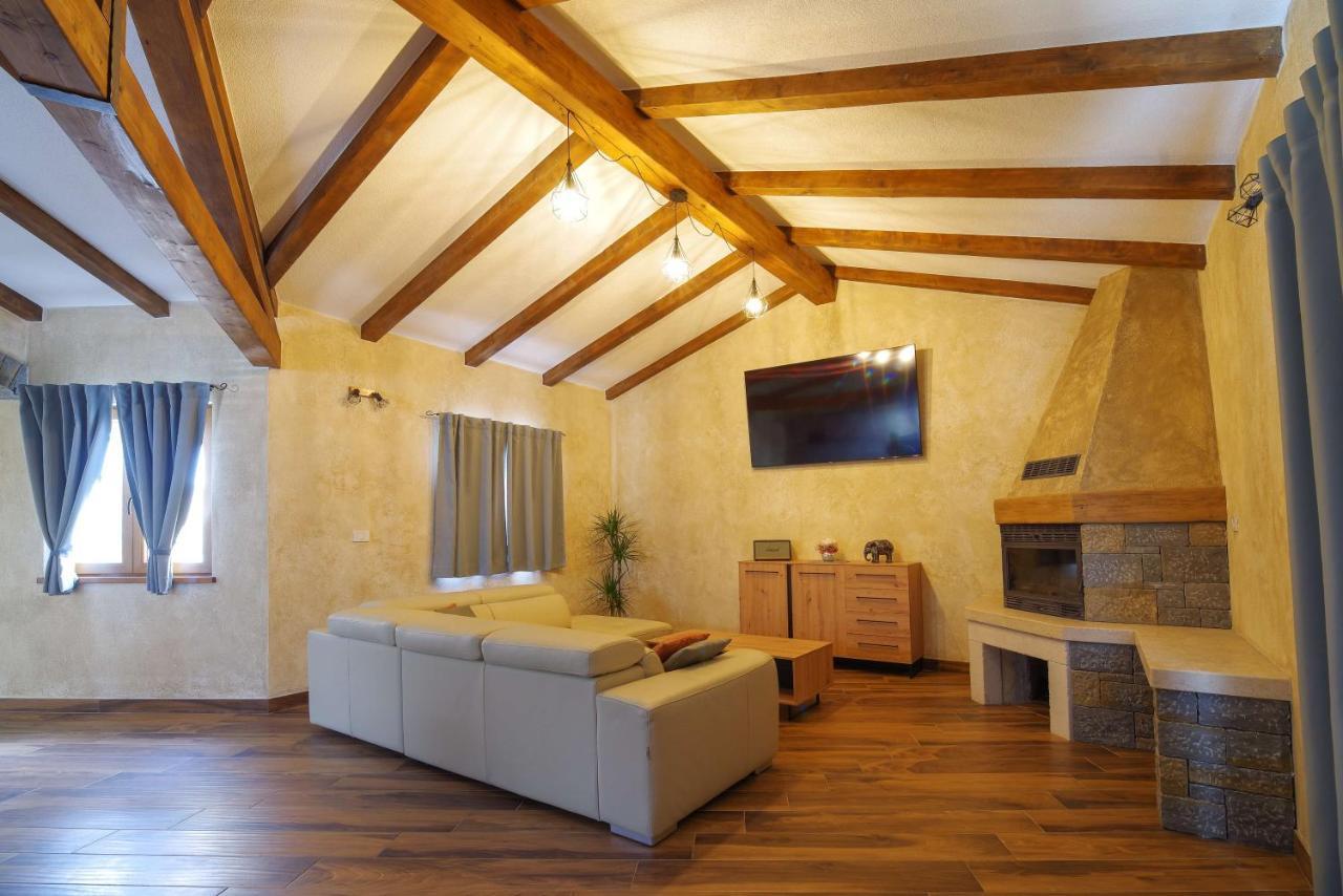 Villa Meloni Motovun Εξωτερικό φωτογραφία